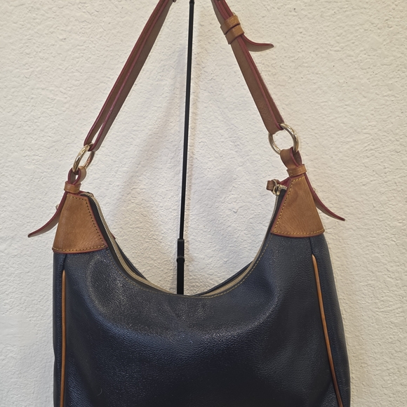 The Dooney & Bourke Pebble Grain Rebecca Hobo - Picture 5 of 12